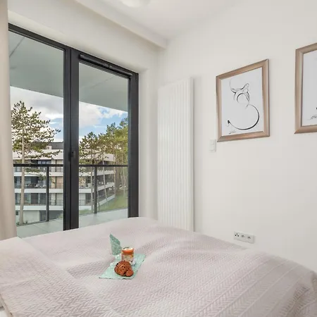 Shellter Seaside With Parking By Renters *