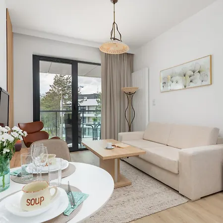 Shellter Seaside With Parking By Renters Rogowo (Gryfice)